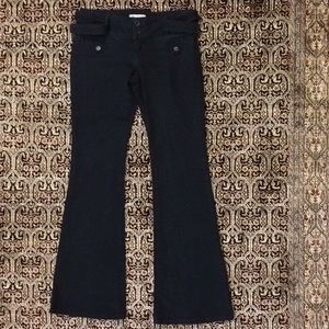 BCBGeneration Flare-Leg Black Jeans with Belt 28